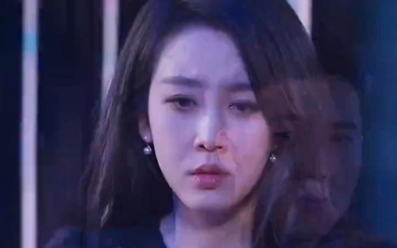 离婚冷她三年后，霍总膝盖跪穿了 第21-40集